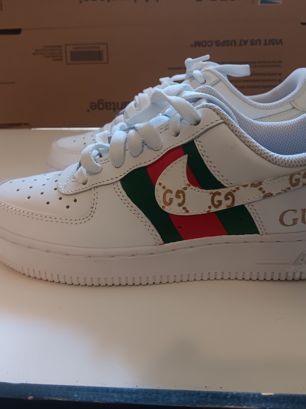 White Athletic Sneakers with Green & Red Stripe